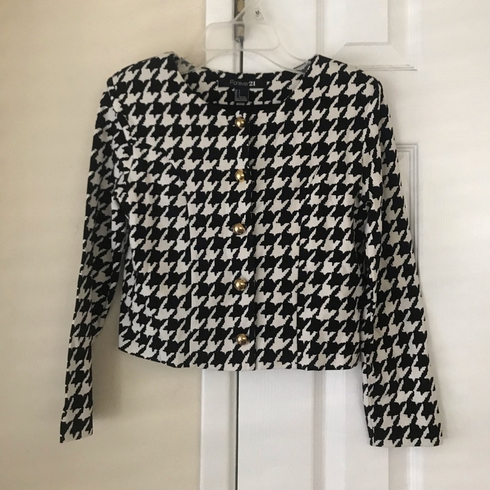 Vintage inspired cropped sweater